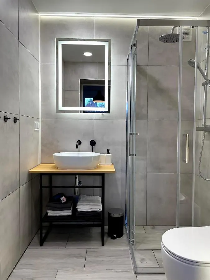 Apartment Apartament1 Tri-City Oliwa Ogrod, Prywatne Wejscie Gdansk